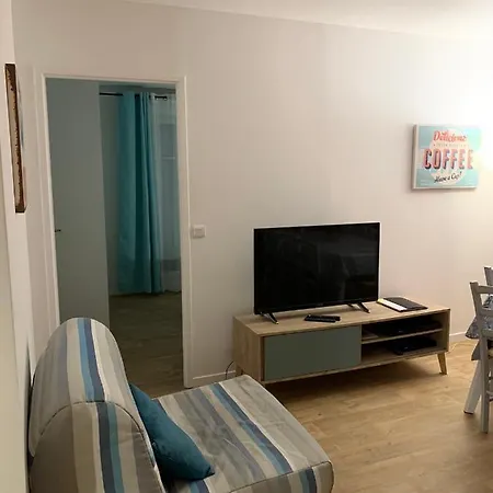 Disney, Very Spacious Comfortable 3 Bedrooms Family Apartment, 8 Pers, Wifi, Netflix Chessy (Seine-et-Marne)
